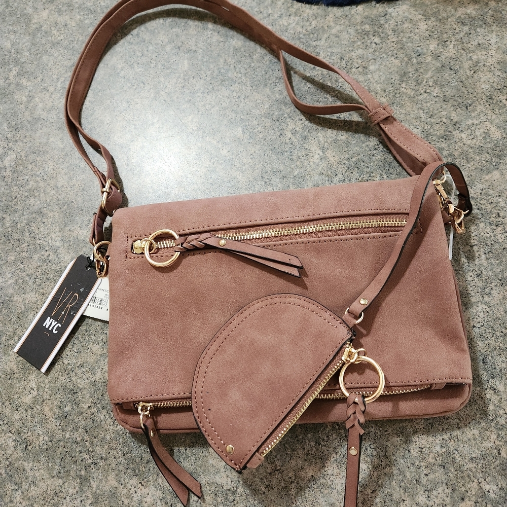 NWT.. women's purse